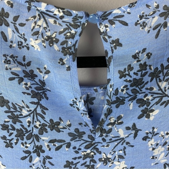 NANETTE Lepore Blue Floral Pleated 3/4 Sleeve Blouse Medium - Picture 12 of 12